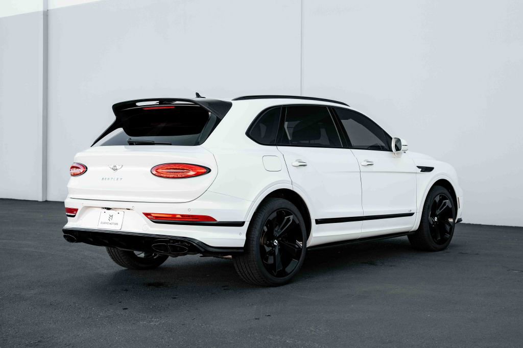 Used 2021 Bentley Bentayga image 16