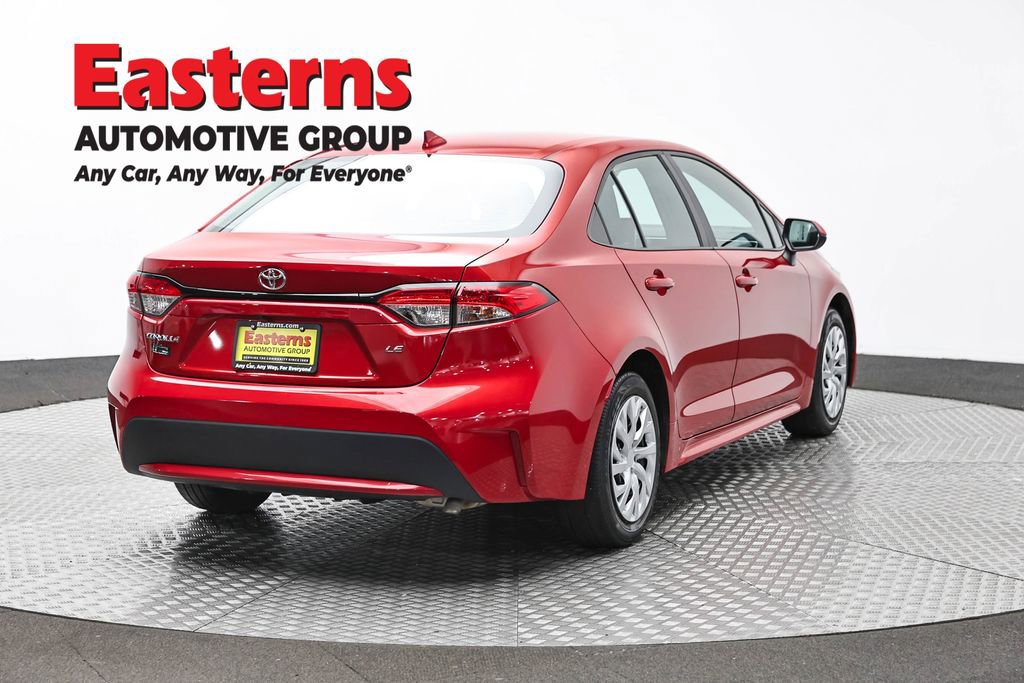 Used 2020 Toyota Corolla LE FWD image 5