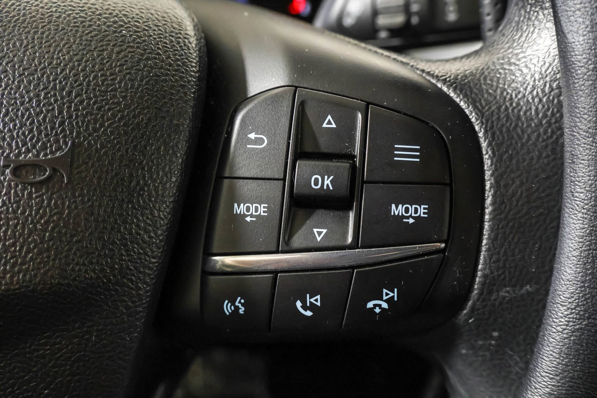 Used 2025 Ford Maverick XLT w/ Equipment Group 302A image 27