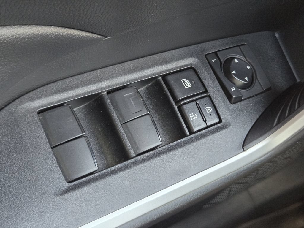 Used 2023 Toyota RAV4 LE FWD image 29