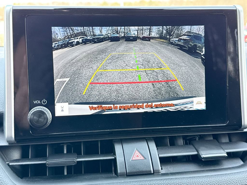 Used 2025 Toyota RAV4 XLE w/ Convenience Package image 23