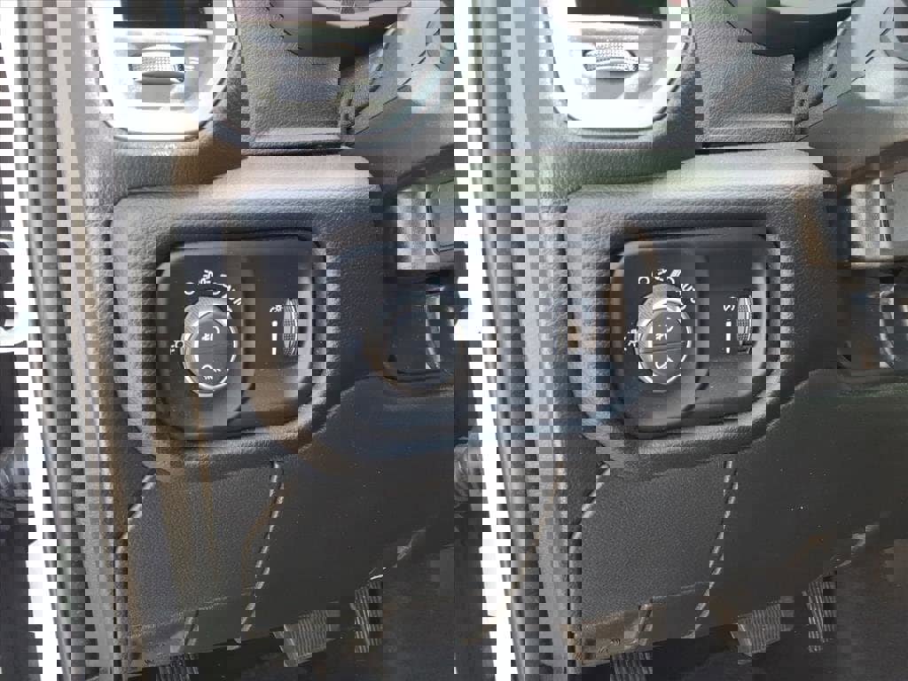 Used 2024 RAM 2500 Big Horn image 21