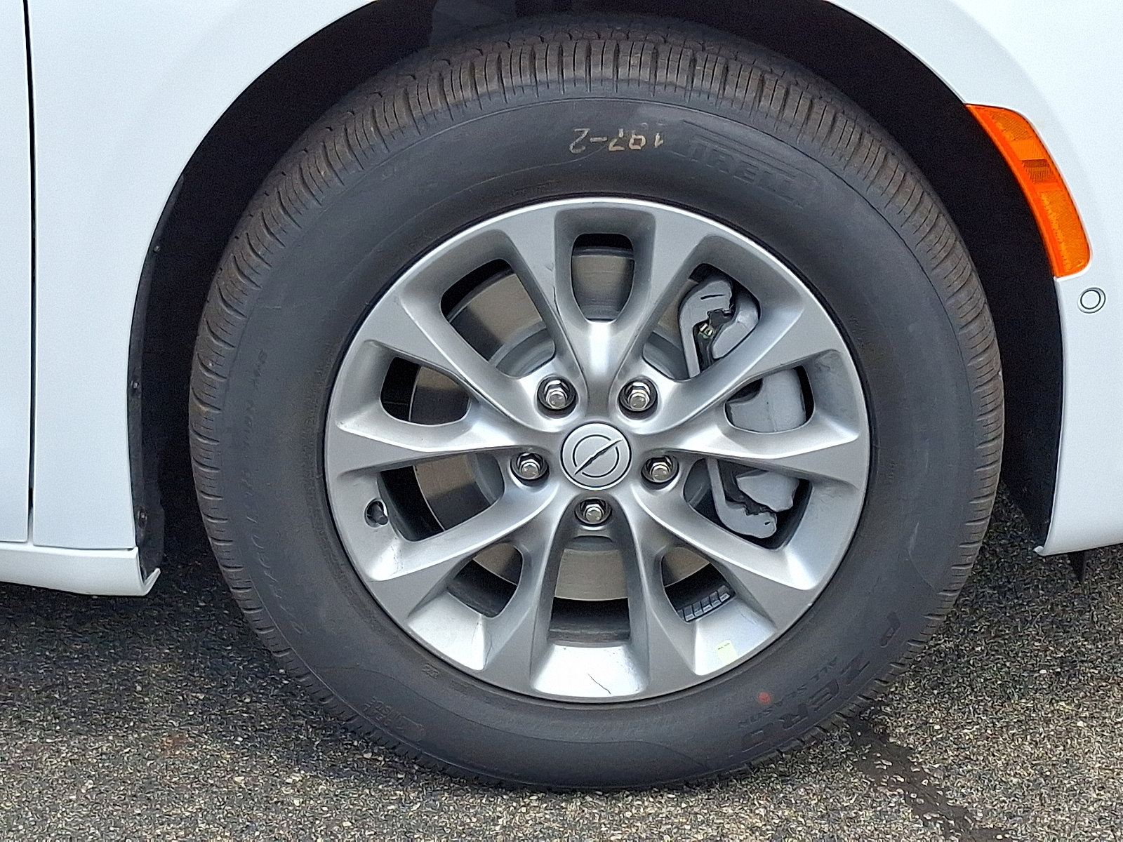 New 2026 Chrysler Pacifica Select image 8