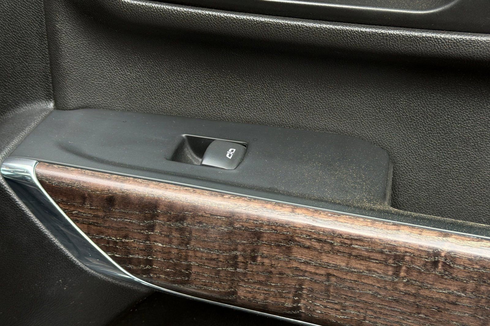 Used 2023 GMC Sierra 2500 Denali image 21