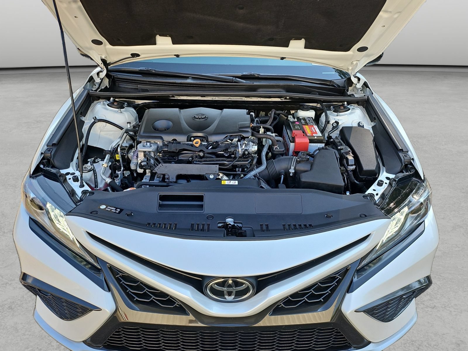 Used 2021 Toyota Camry XSE FWD image 32