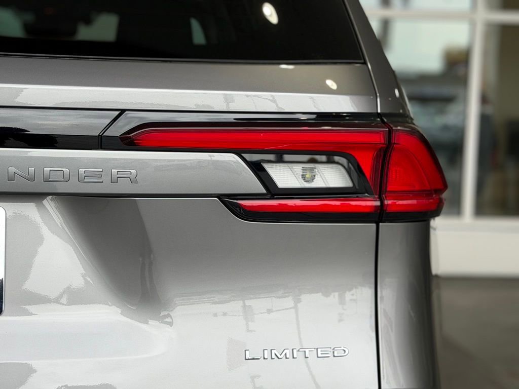 New 2026 Toyota Grand Highlander Limited AWD/4WD image 12