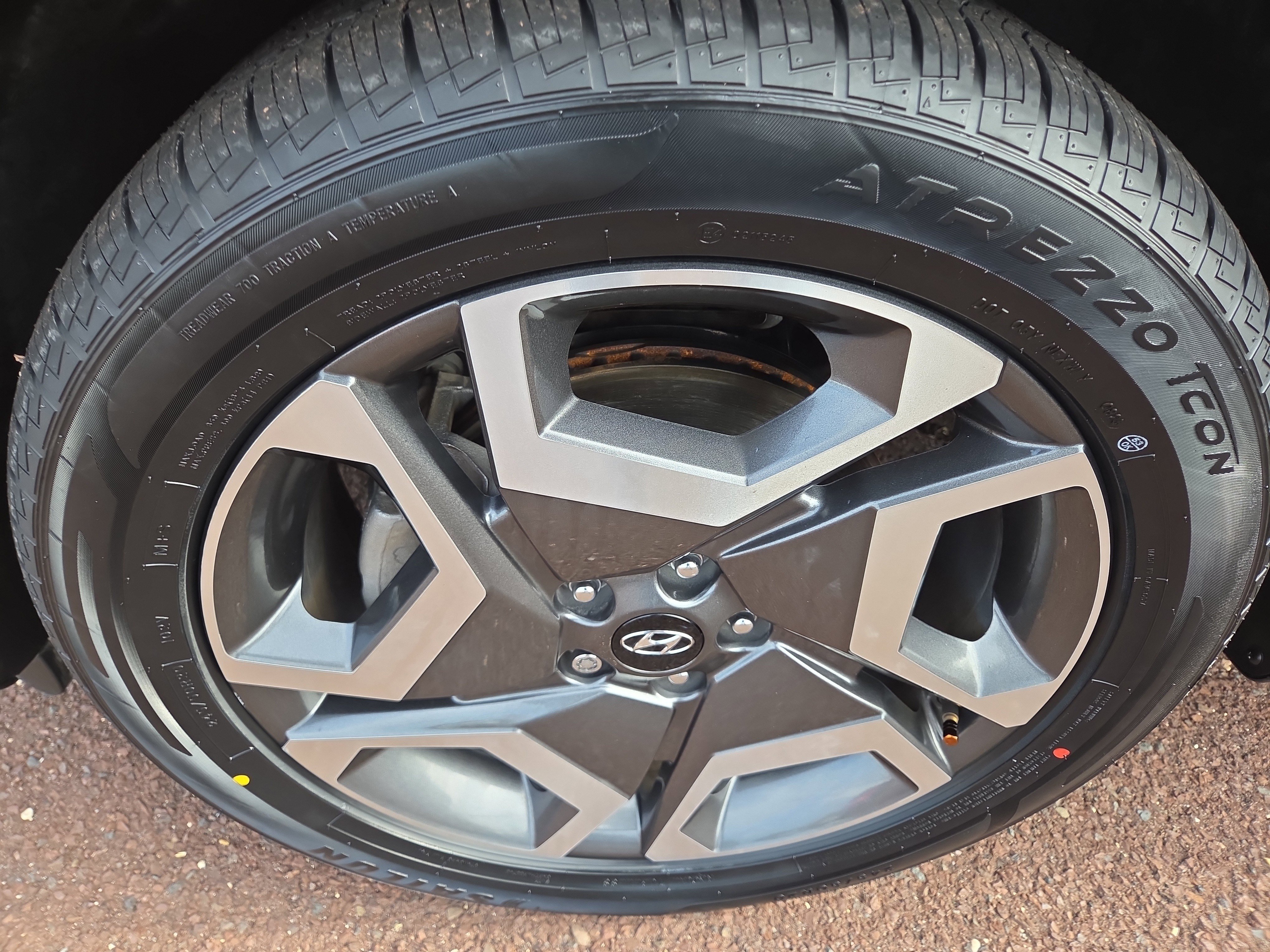 Used 2023 Hyundai Palisade SEL w/ Premium Package image 12