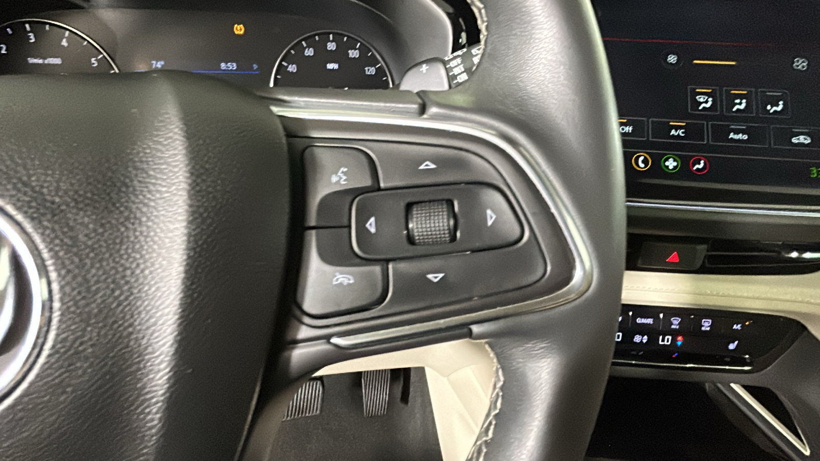 Used 2023 Buick Envision Preferred AWD/4WD image 20