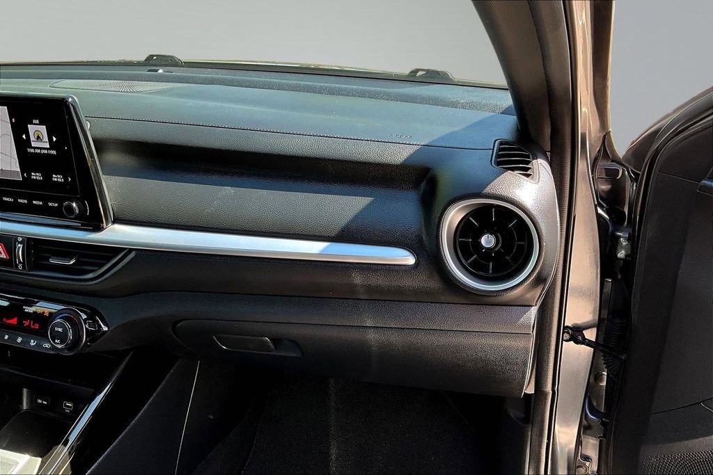 Used 2024 Kia Forte GT-Line FWD image 25