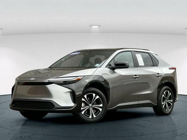 Used 2024 Toyota bZ4X FWD image 2