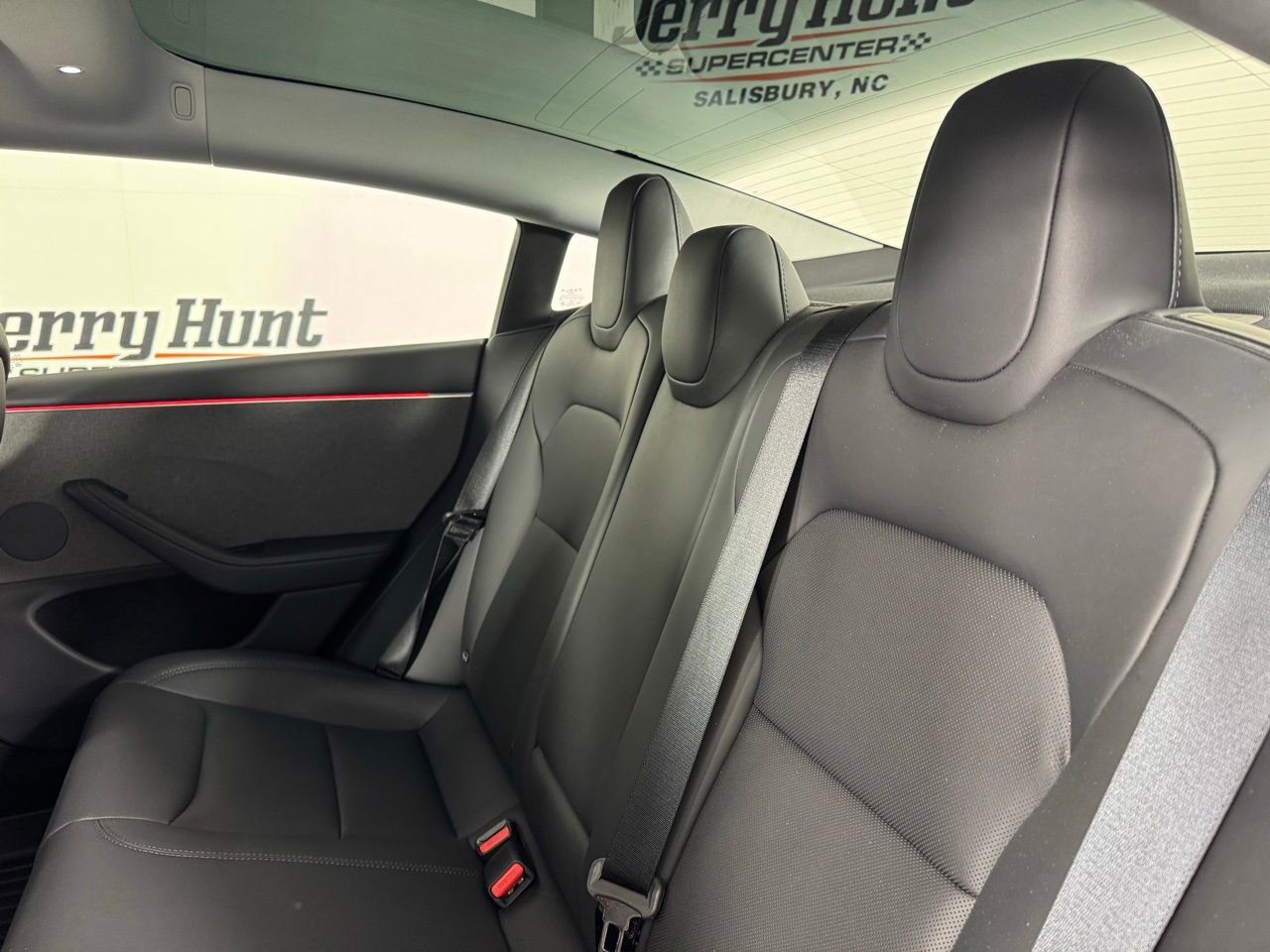 Used 2024 Tesla Model 3 Standard Range RWD image 30