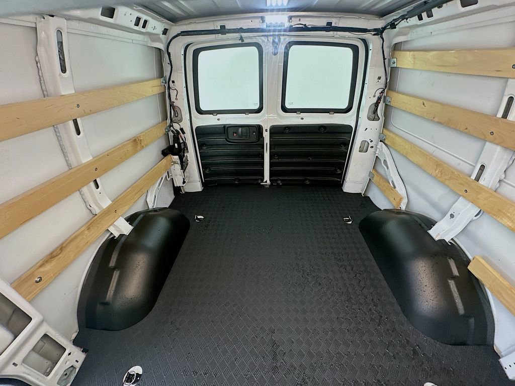 Used 2024 Chevrolet Express 2500 w/ Driver Convenience Package RWD image 13