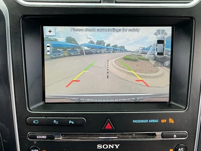 Used 2018 Ford Explorer Limited w/ Equipment Group 301A FWD image 7