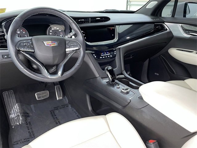 Certified 2024 Cadillac XT6 Sport w/ Technology Package image 21