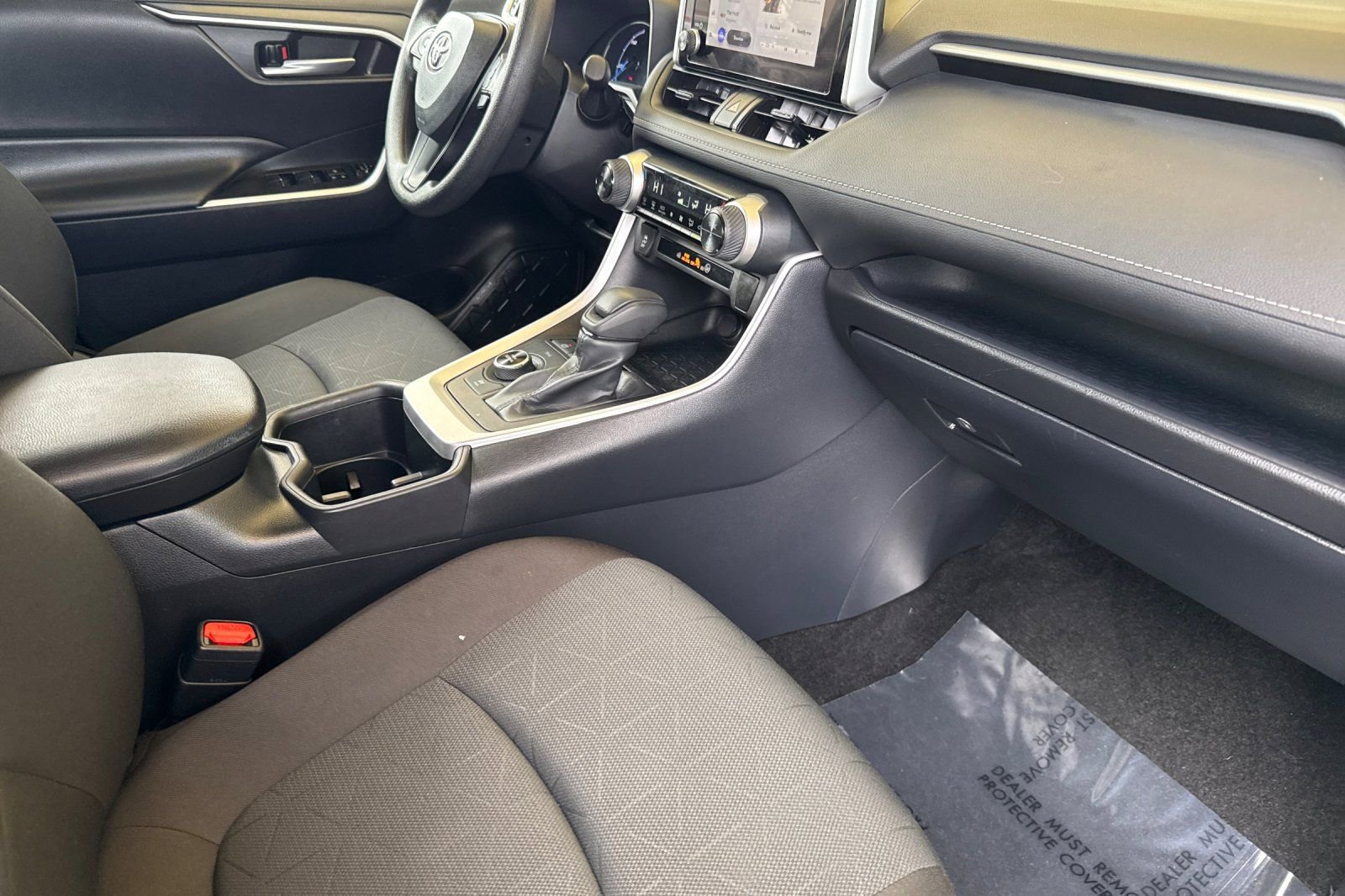 Certified 2025 Toyota RAV4 XLE image 19