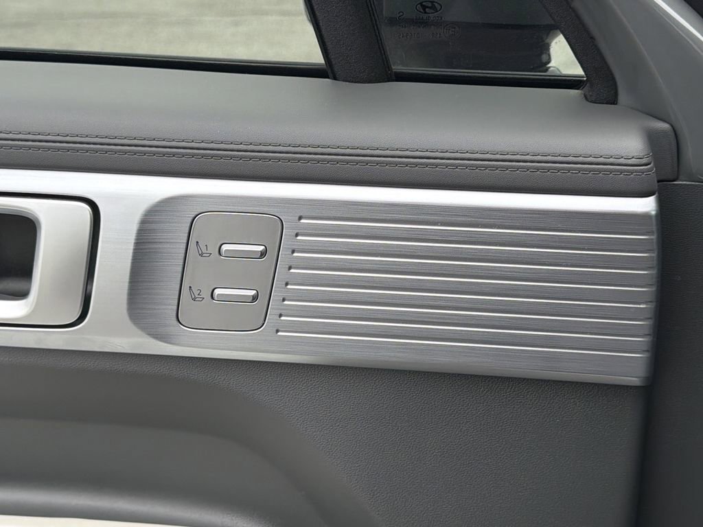 Used 2024 Hyundai Santa Fe Calligraphy image 16