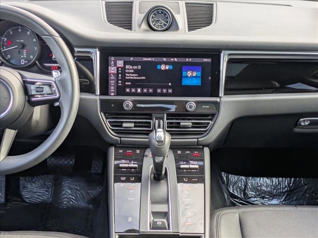 Used 2025 Porsche Macan Turbo image 19