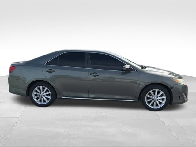 Used 2012 Toyota Camry XLE FWD image 6