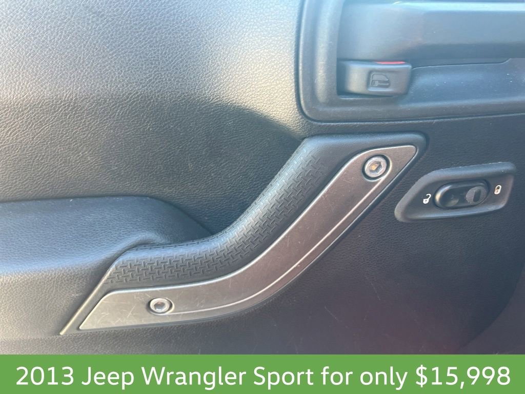 Used 2013 Jeep Wrangler Sport AWD/4WD image 10