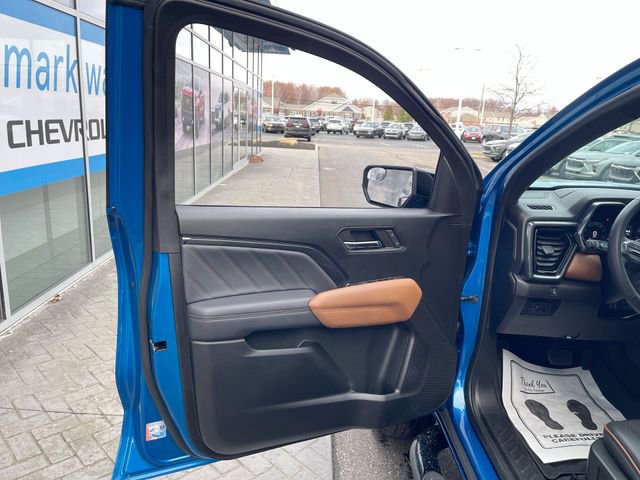 Used 2024 GMC Canyon AT4 image 22