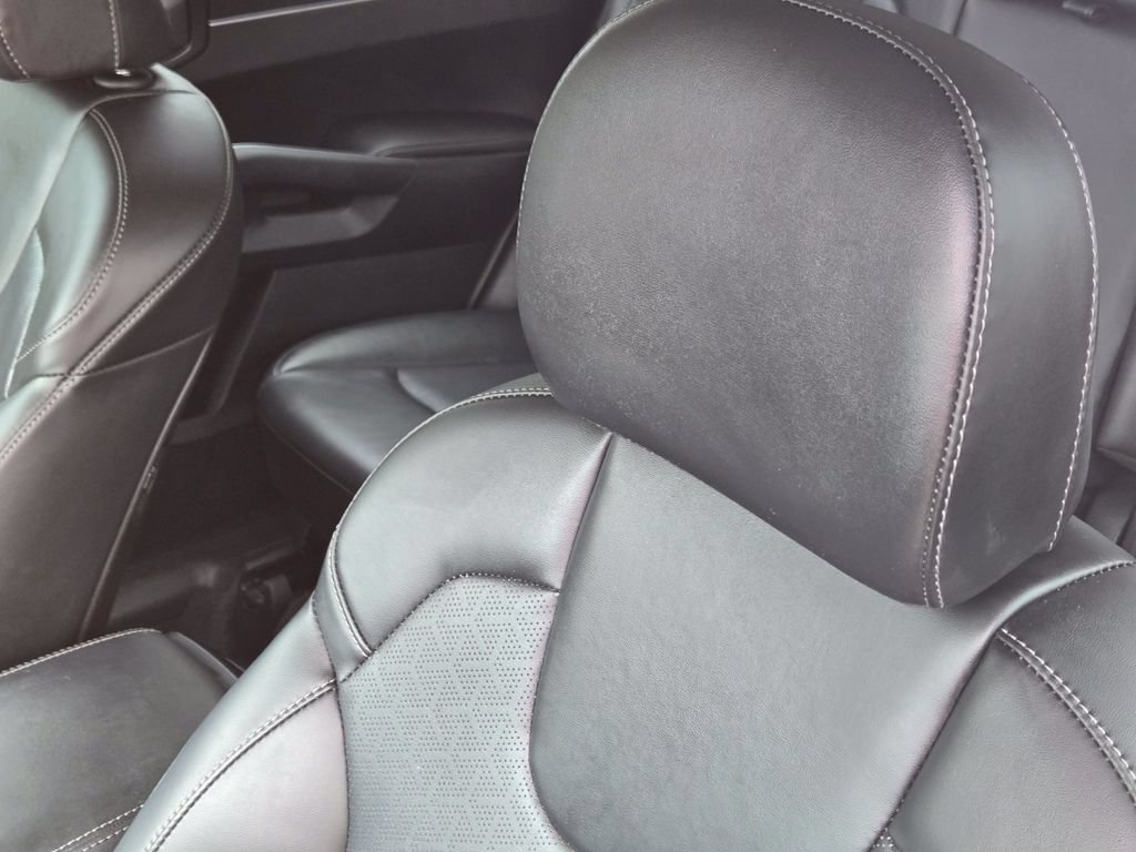 Certified 2023 Kia Sorento S FWD image 20