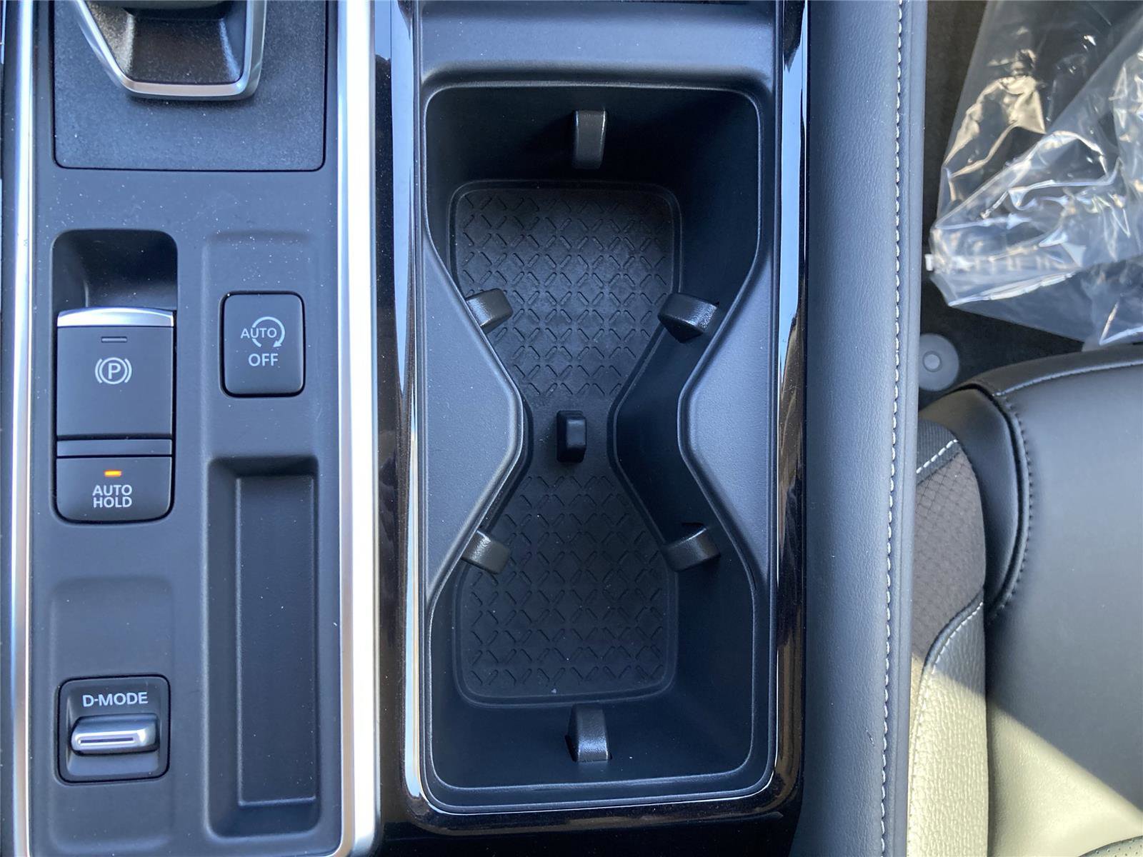 New 2026 Nissan Pathfinder SL w/ SL Premium Package image 14