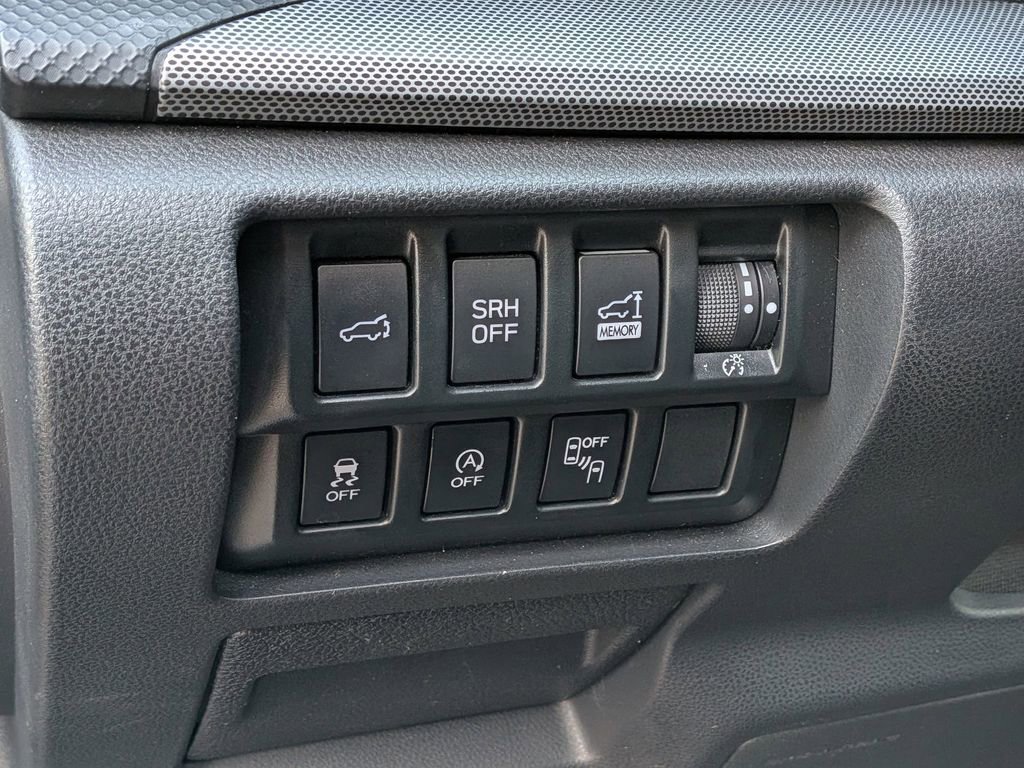 Used 2021 Subaru Forester Limited image 15