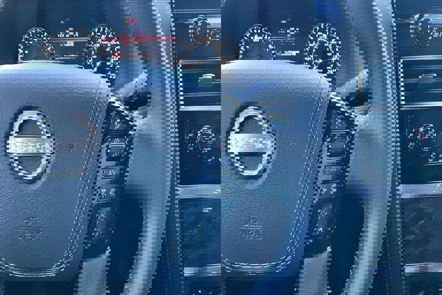 Used 2023 Nissan Armada Platinum w/ Cargo Package image 22