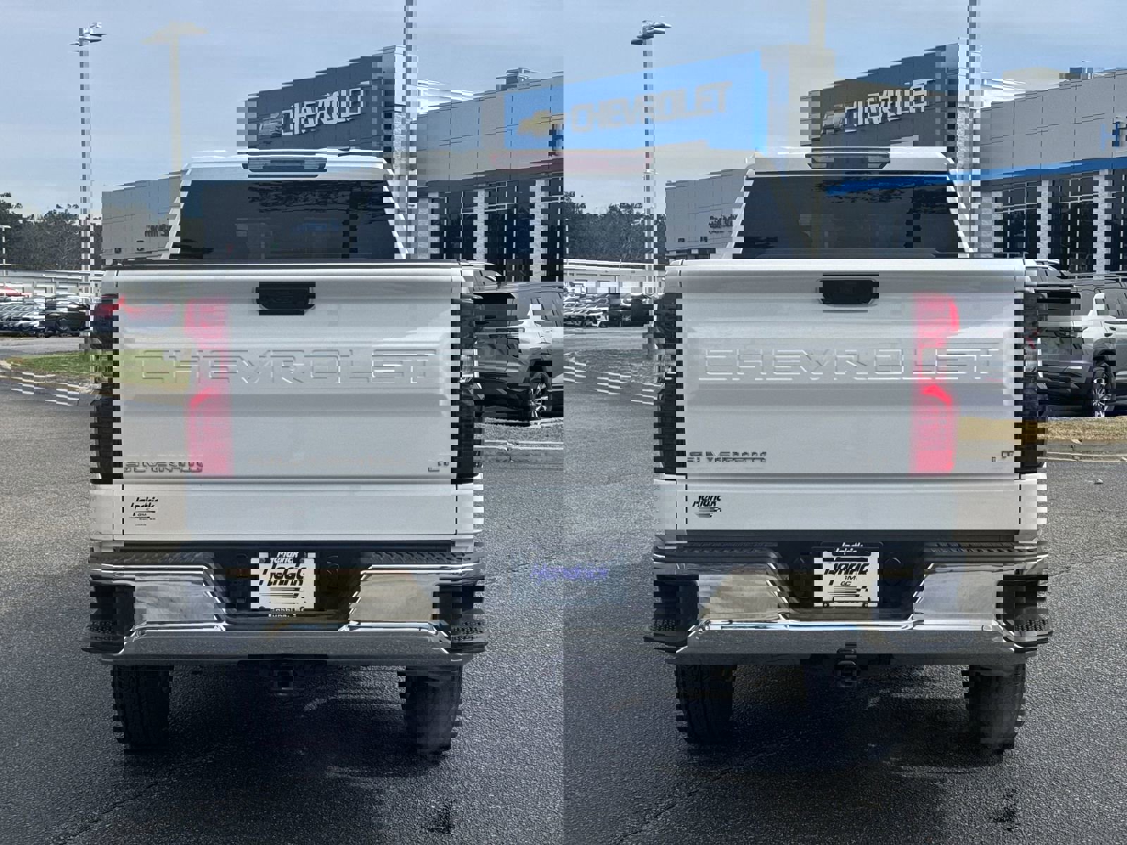 Used 2026 Chevrolet Silverado 1500 LT image 9