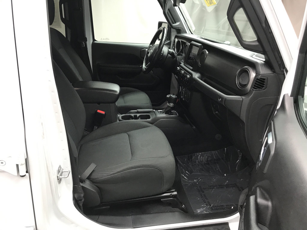 Used 2021 Jeep Gladiator Willys image 24