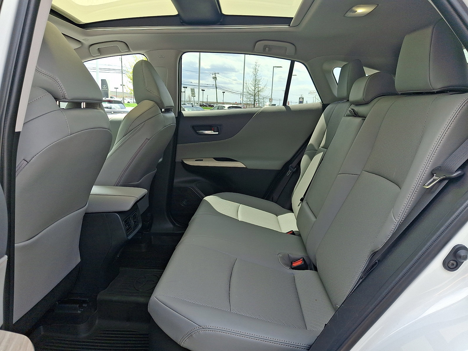 Used 2023 Toyota Venza Limited AWD/4WD image 11