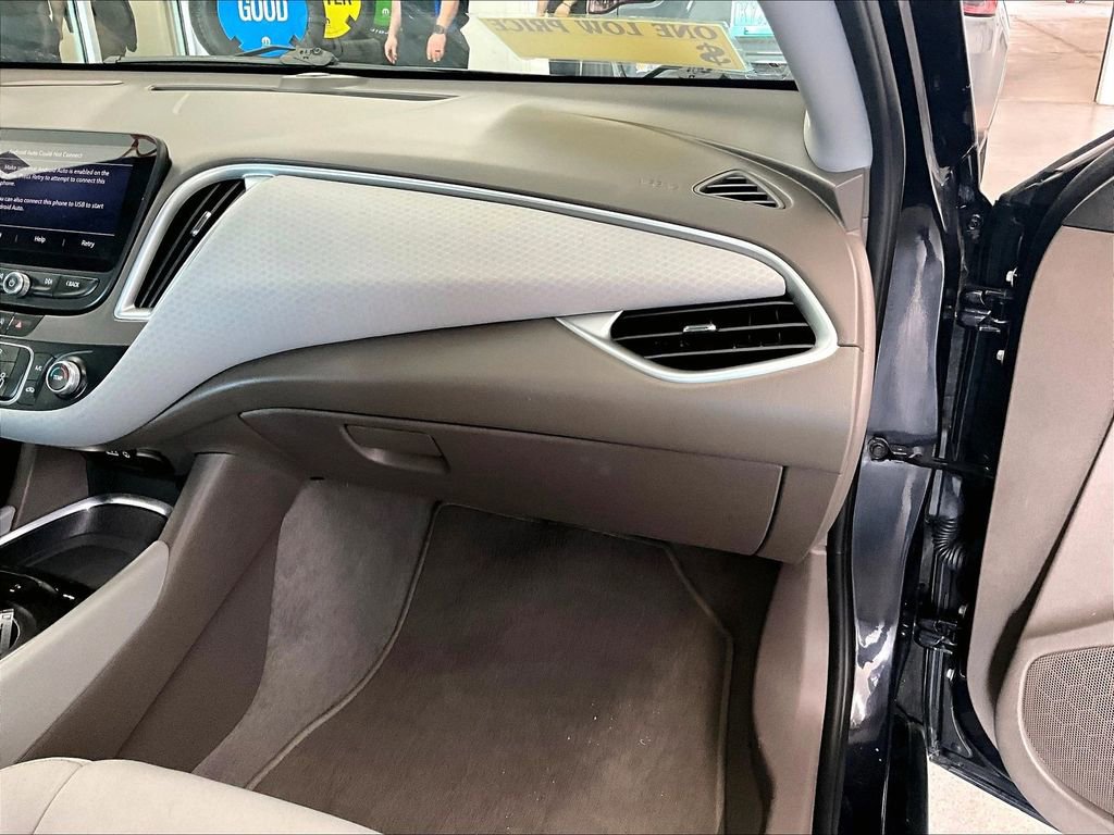 Used 2022 Chevrolet Malibu LS w/ Driver Confidence Package II image 13