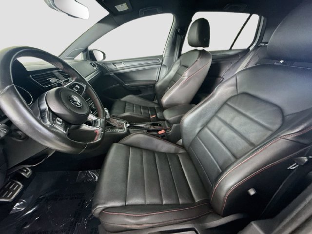 Used 2020 Volkswagen GTI SE FWD image 21