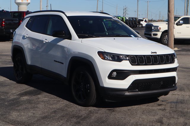 New 2026 Jeep Compass Latitude image 2