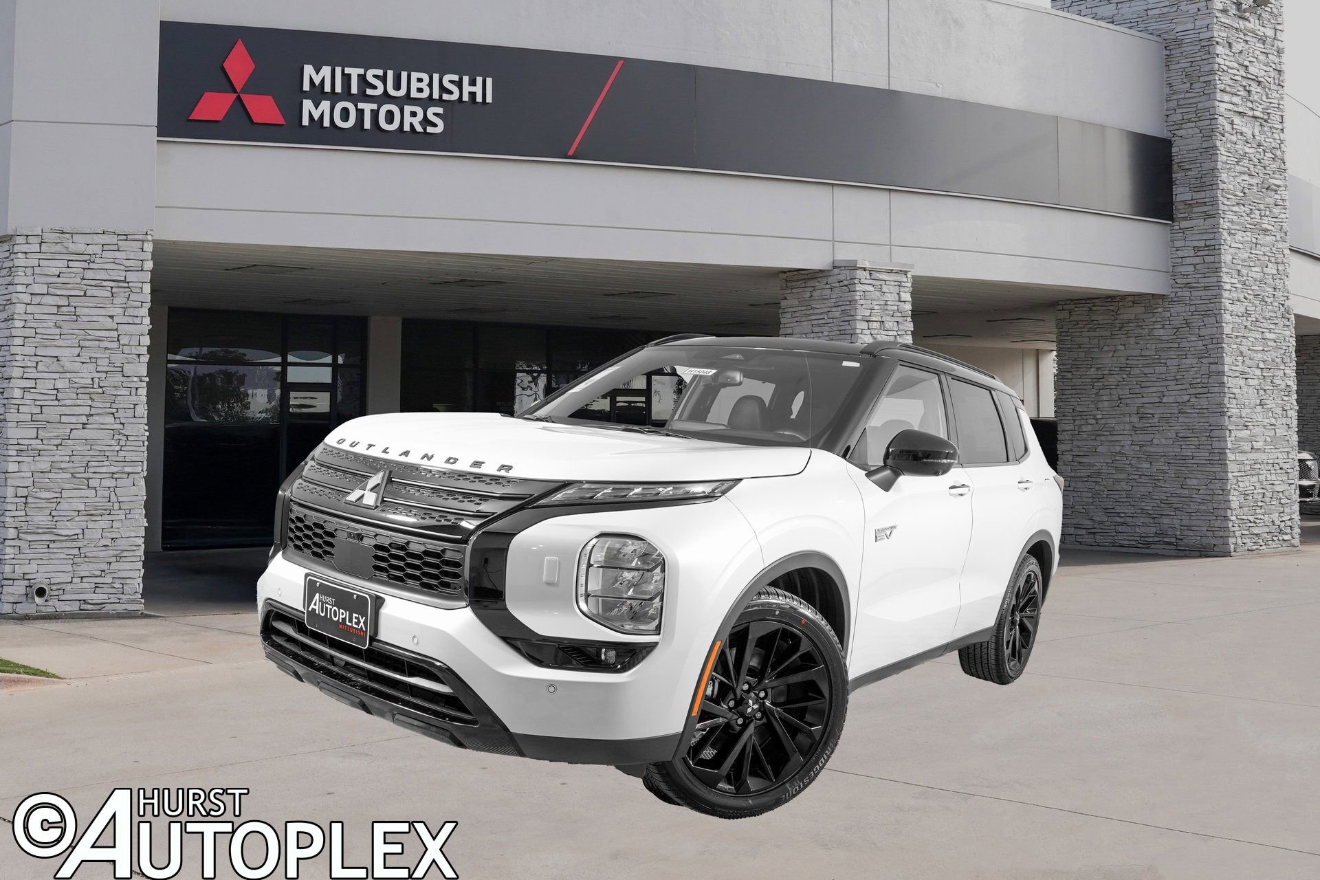 New 2025 Mitsubishi Outlander SEL Black Edition