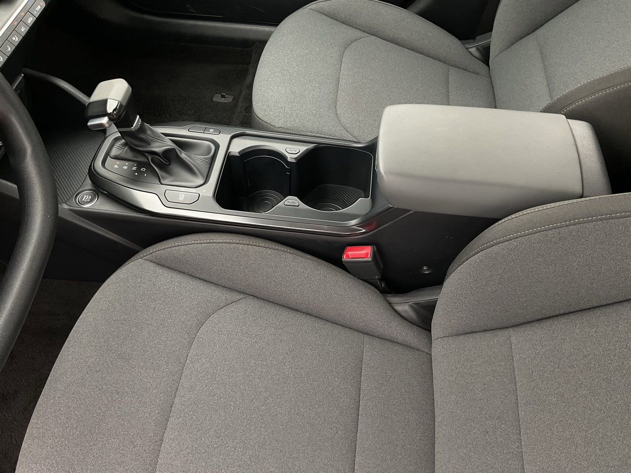 Used 2025 Kia K4 LXS image 31