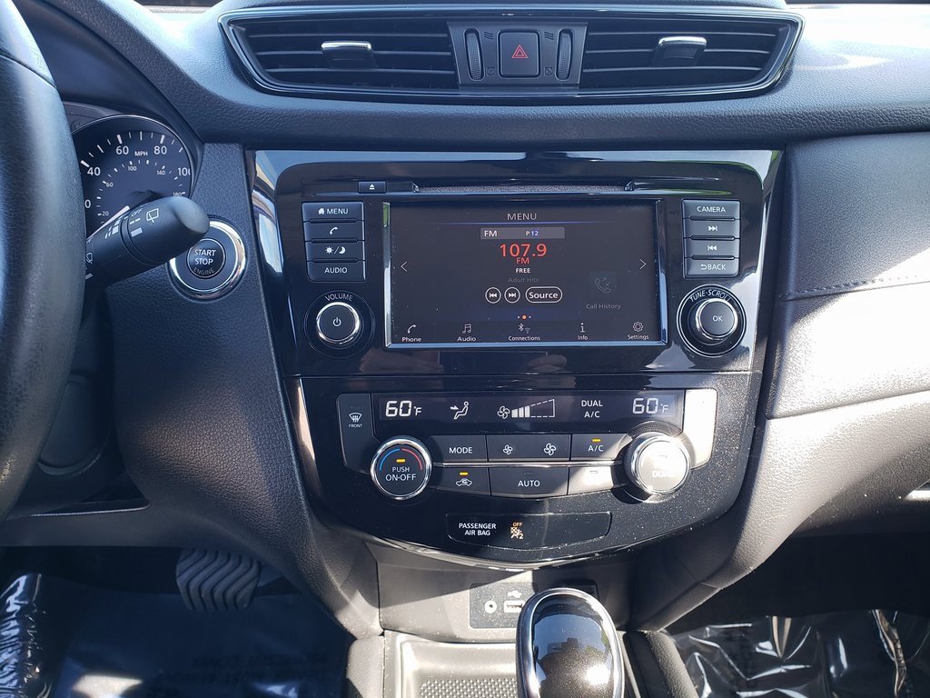 Used 2019 Nissan Rogue SV image 25