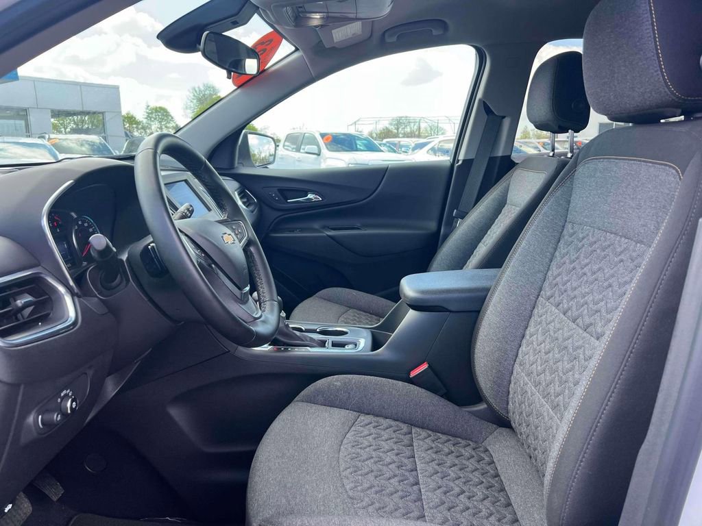 Used 2023 Chevrolet Equinox LT AWD/4WD image 17