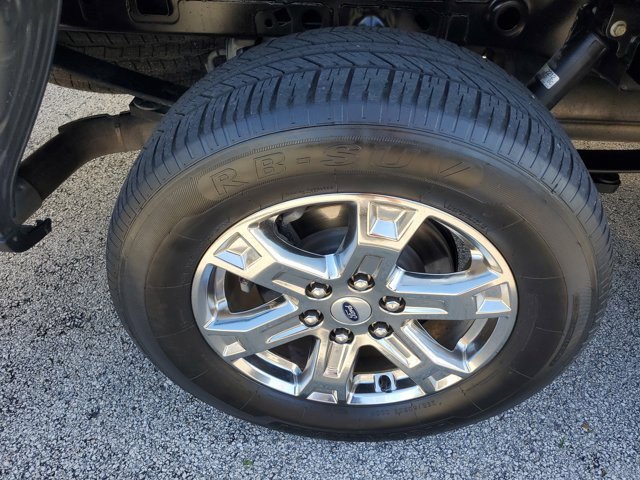 Used 2023 Ford F150 Lariat image 9