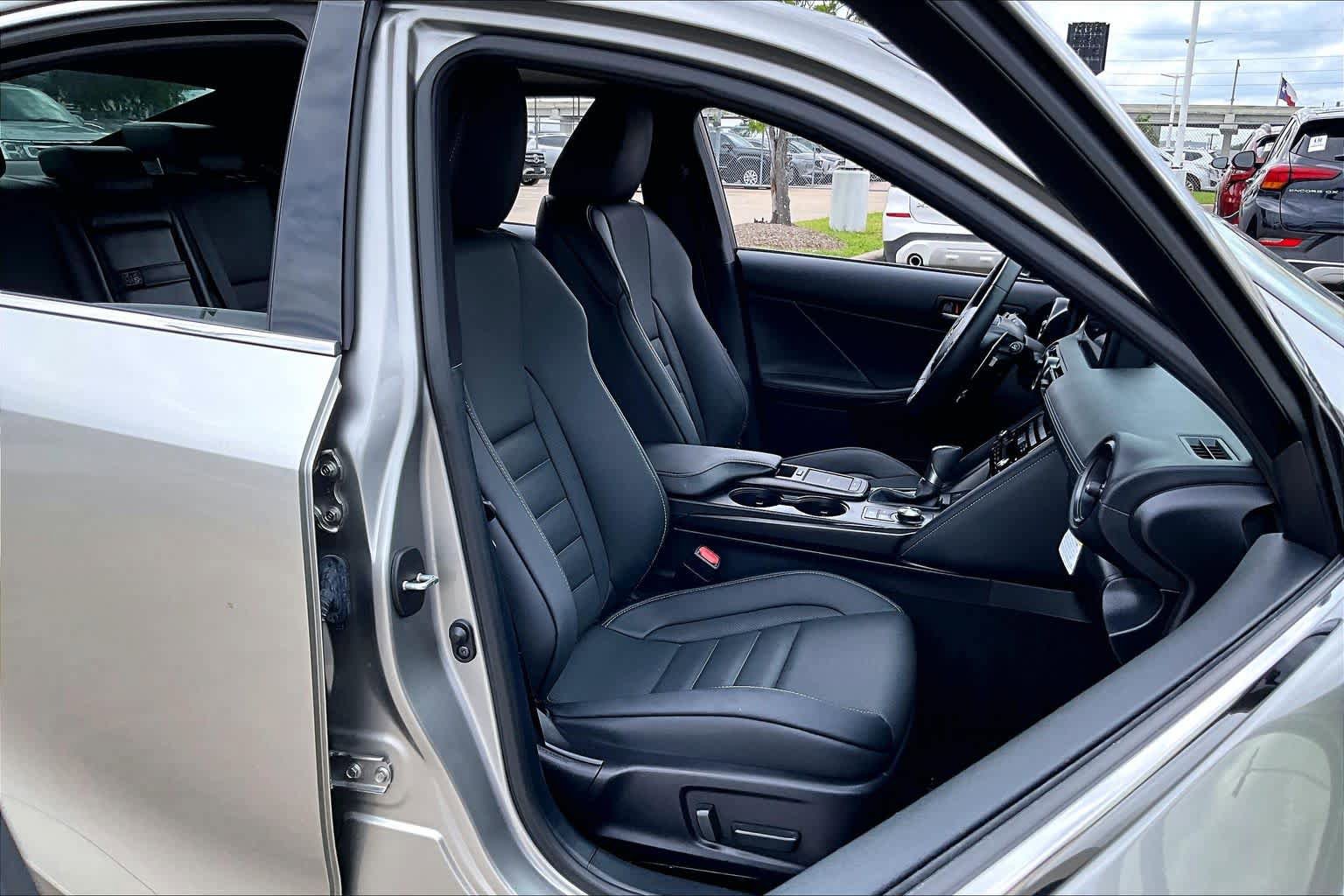 Used 2023 Lexus IS 350 F Sport w/ Navigation Package RWD image 8
