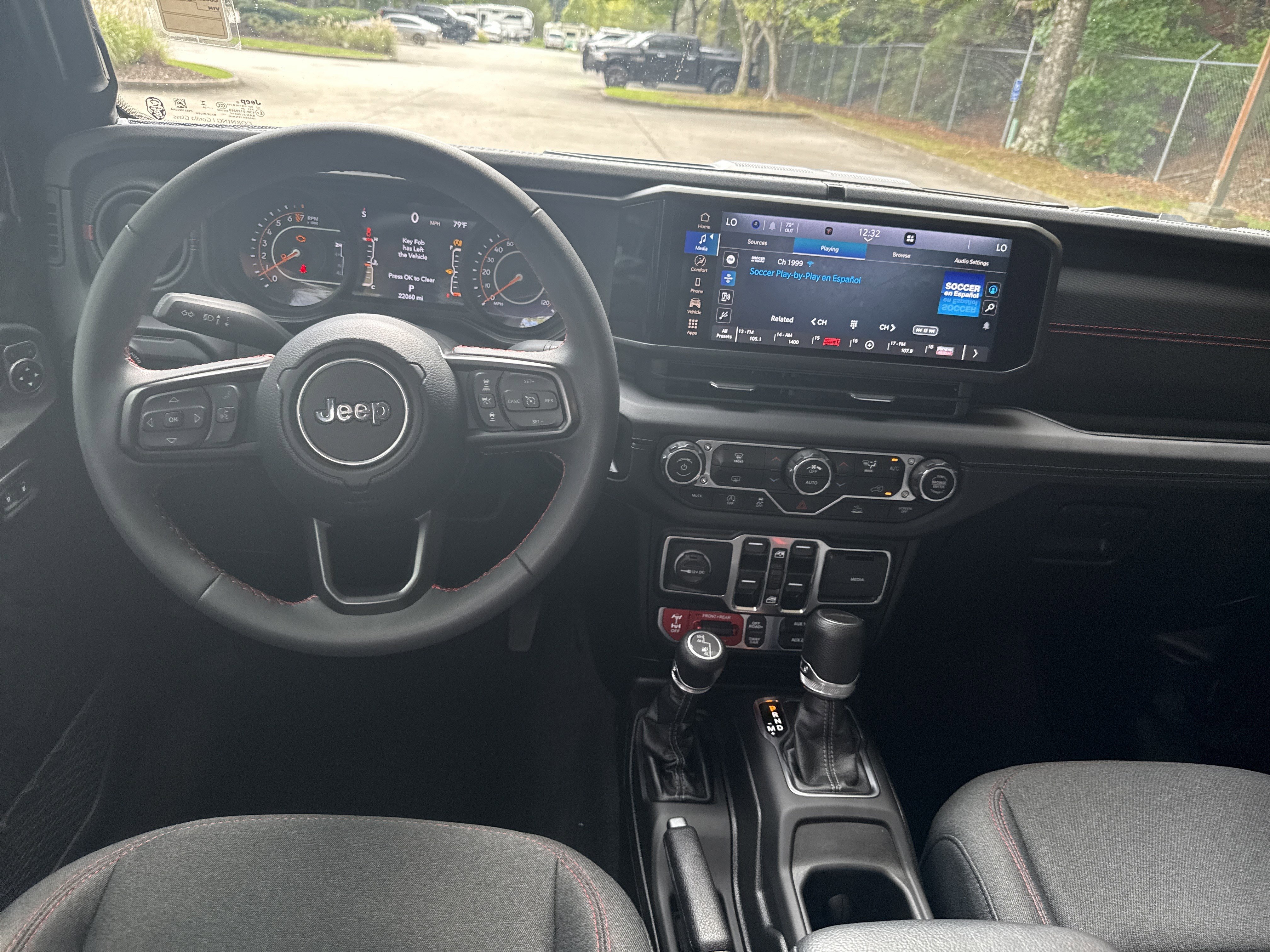 Used 2024 Jeep Gladiator Rubicon image 23