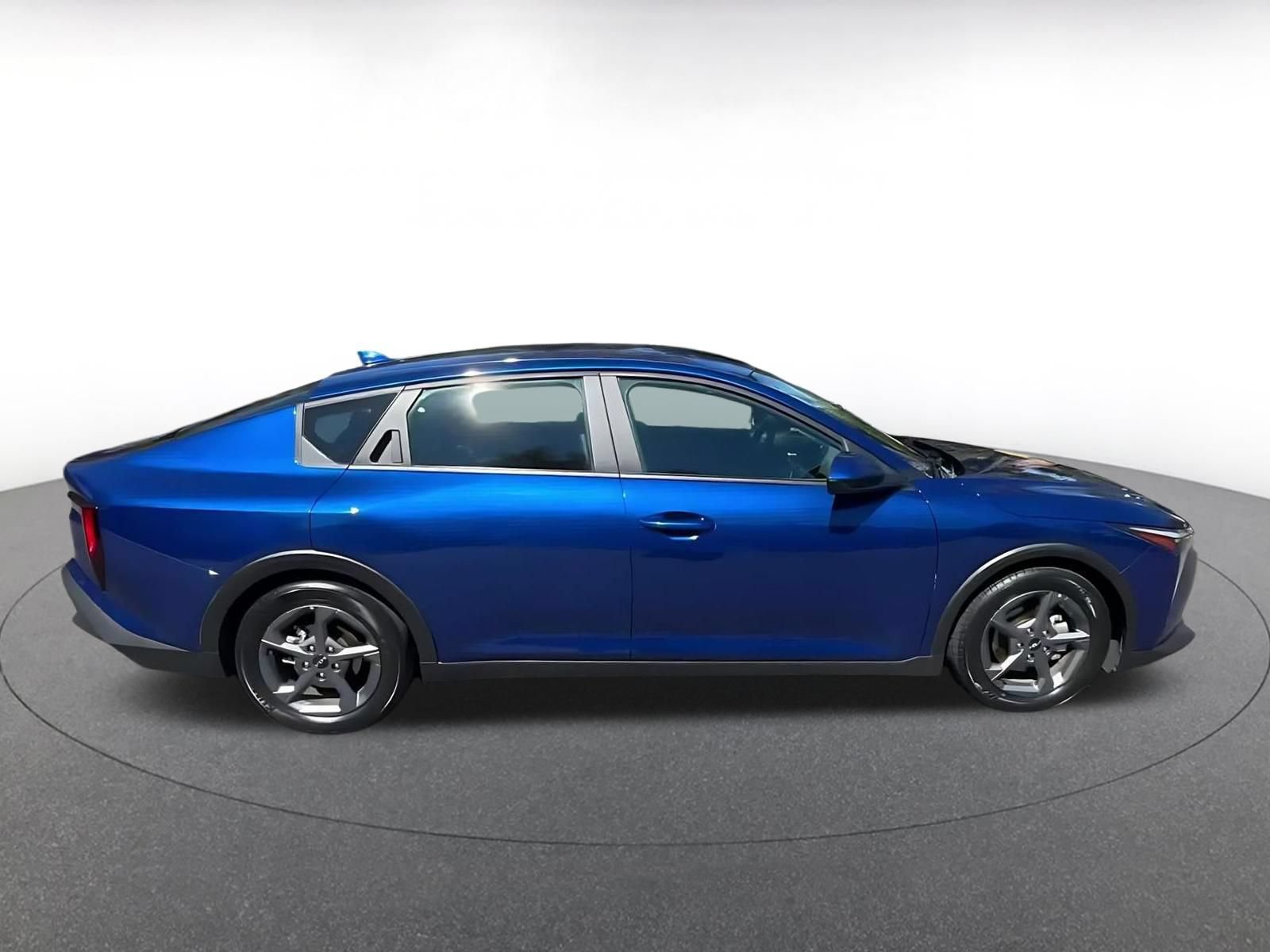 Used 2025 Kia K4 FWD image 15