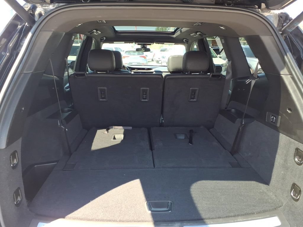 Used 2024 Cadillac XT6 Luxury w/ LPO, Floor Liner Package AWD/4WD image 19