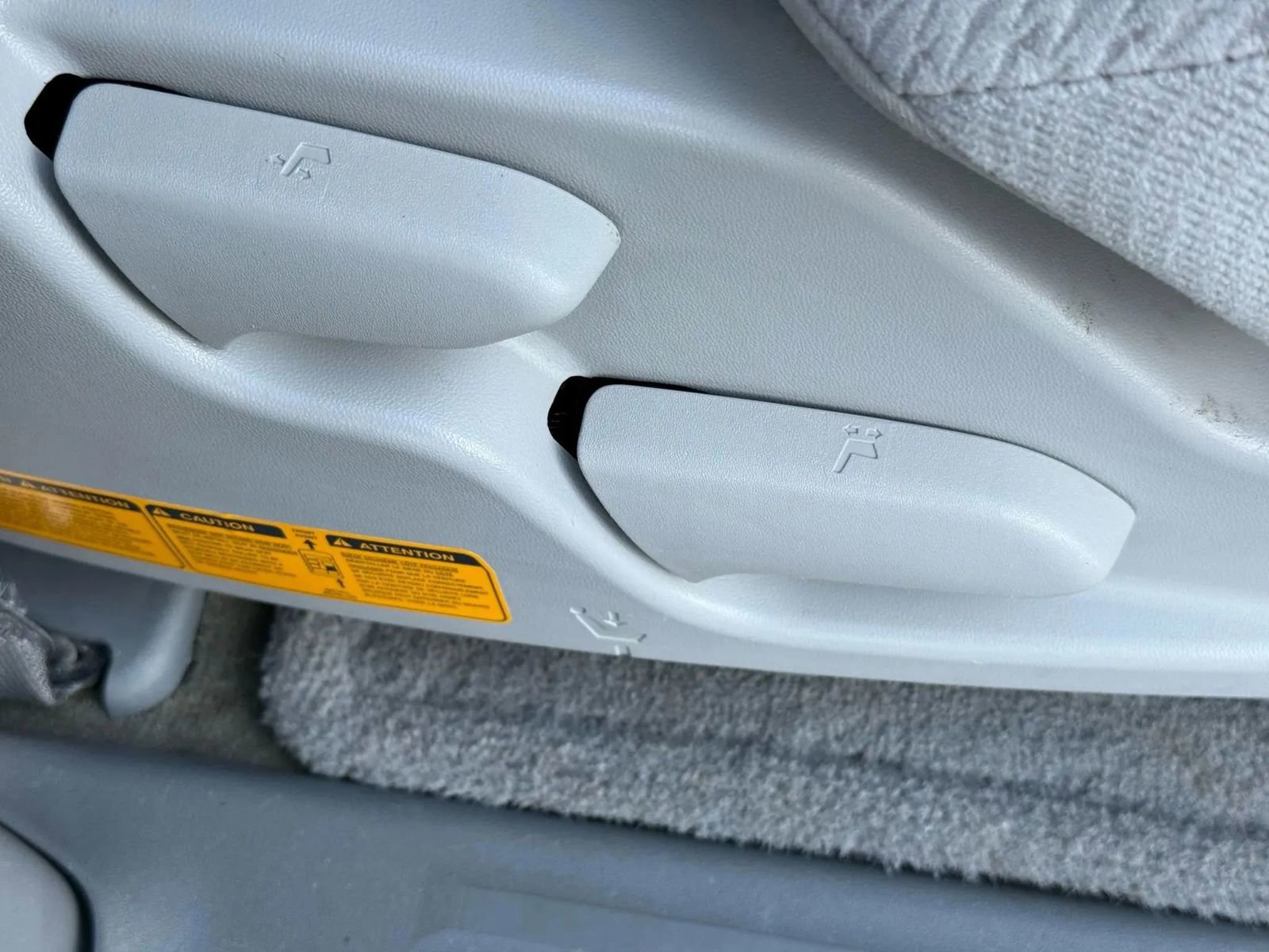 Used 2013 Toyota Sienna LE image 50