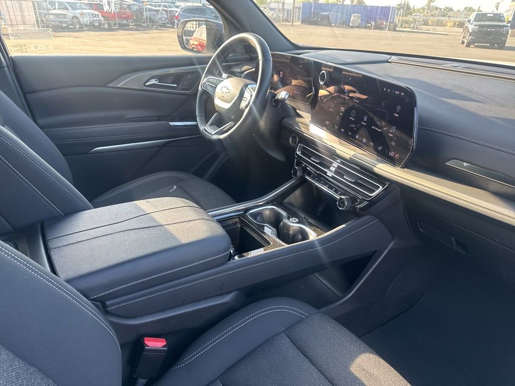 Certified 2024 Chevrolet Traverse LT image 13