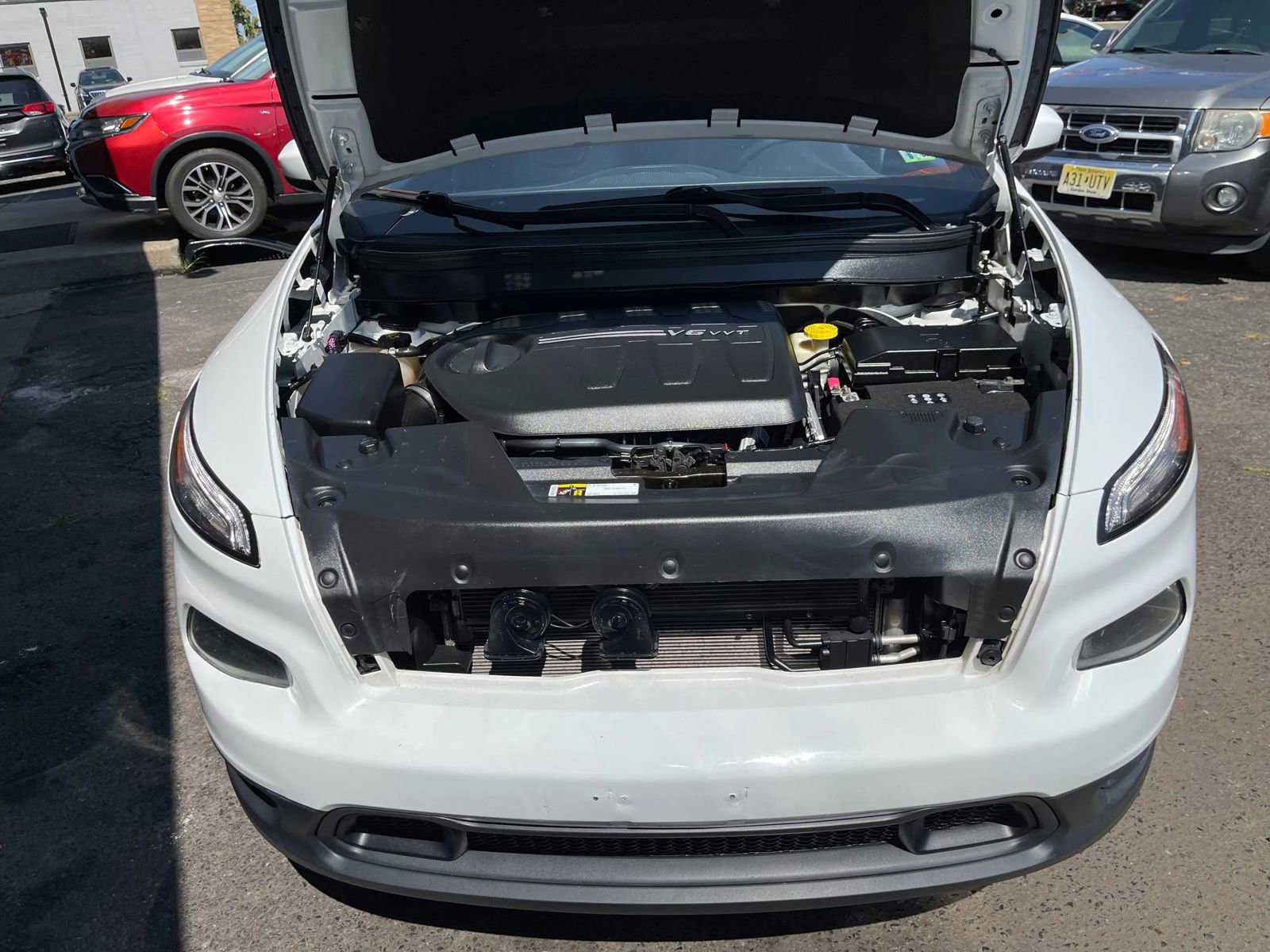 Used 2017 Jeep Cherokee Latitude w/ True North Edition image 10