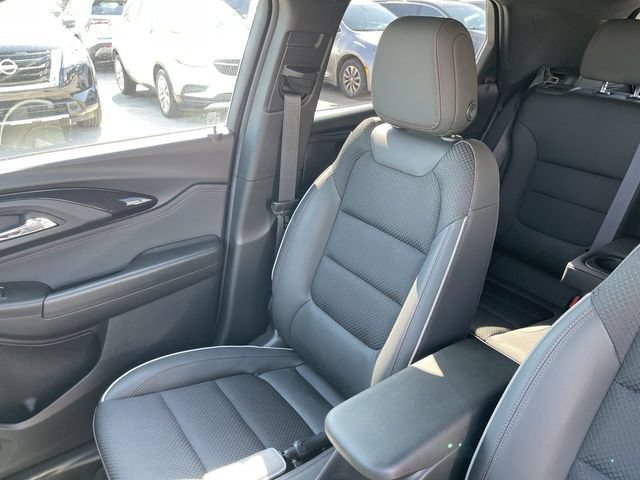 Used 2023 Chevrolet TrailBlazer RS w/ Convenience Package AWD/4WD image 23