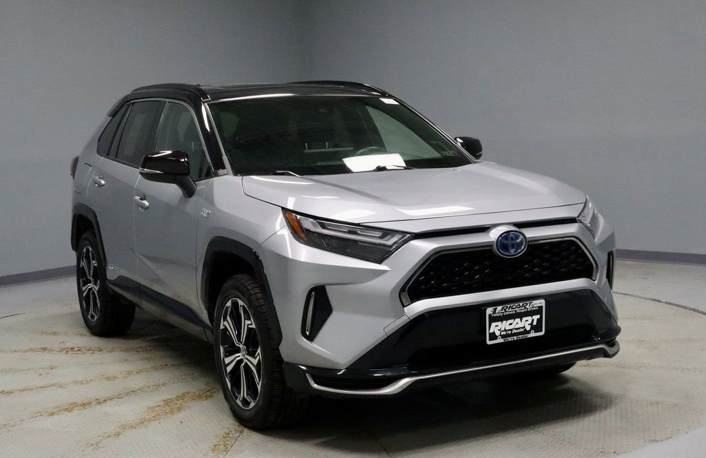 Used 2023 Toyota RAV4 XSE image 1