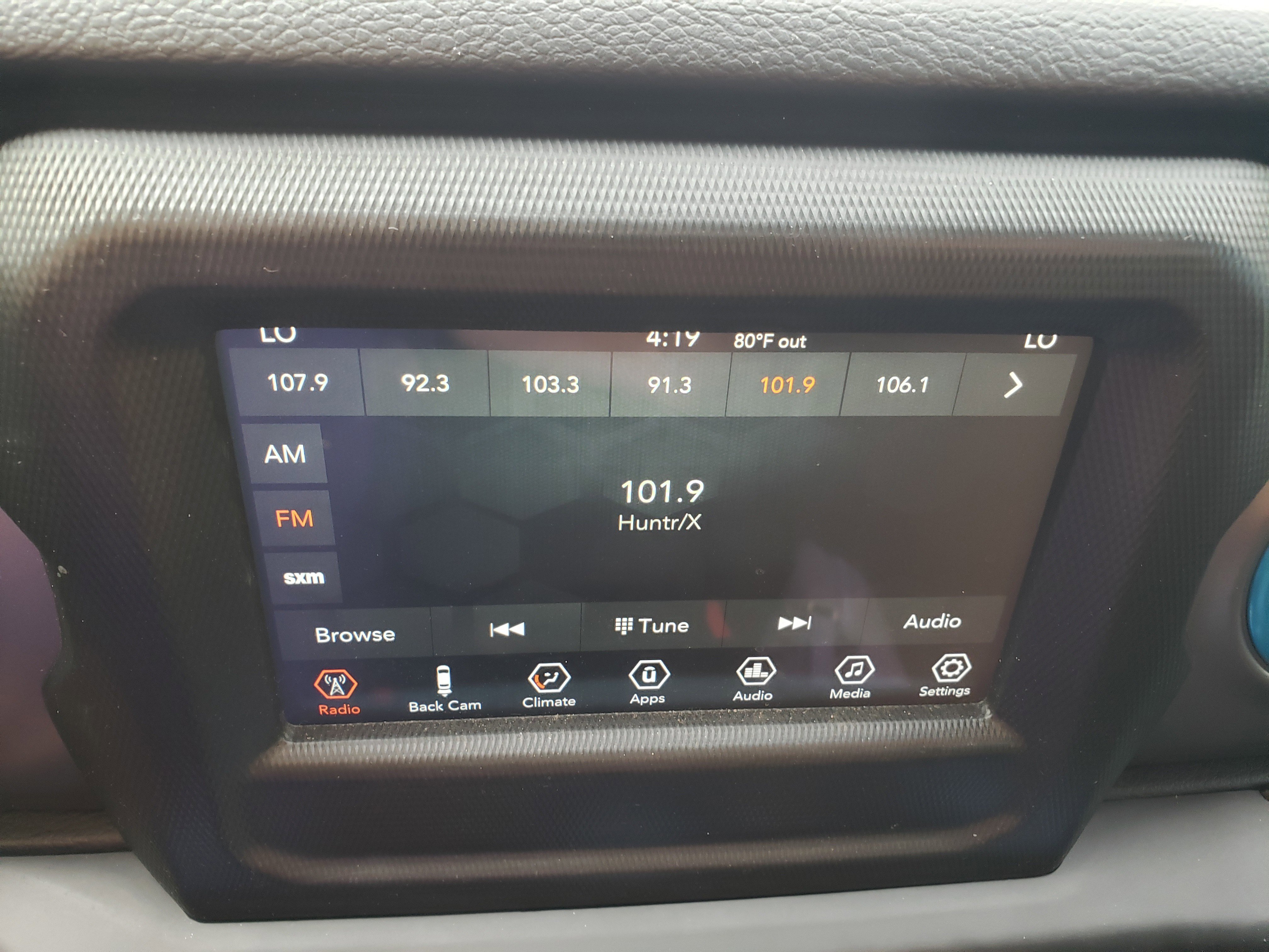 Used 2023 Jeep Wrangler Unlimited Sport image 22