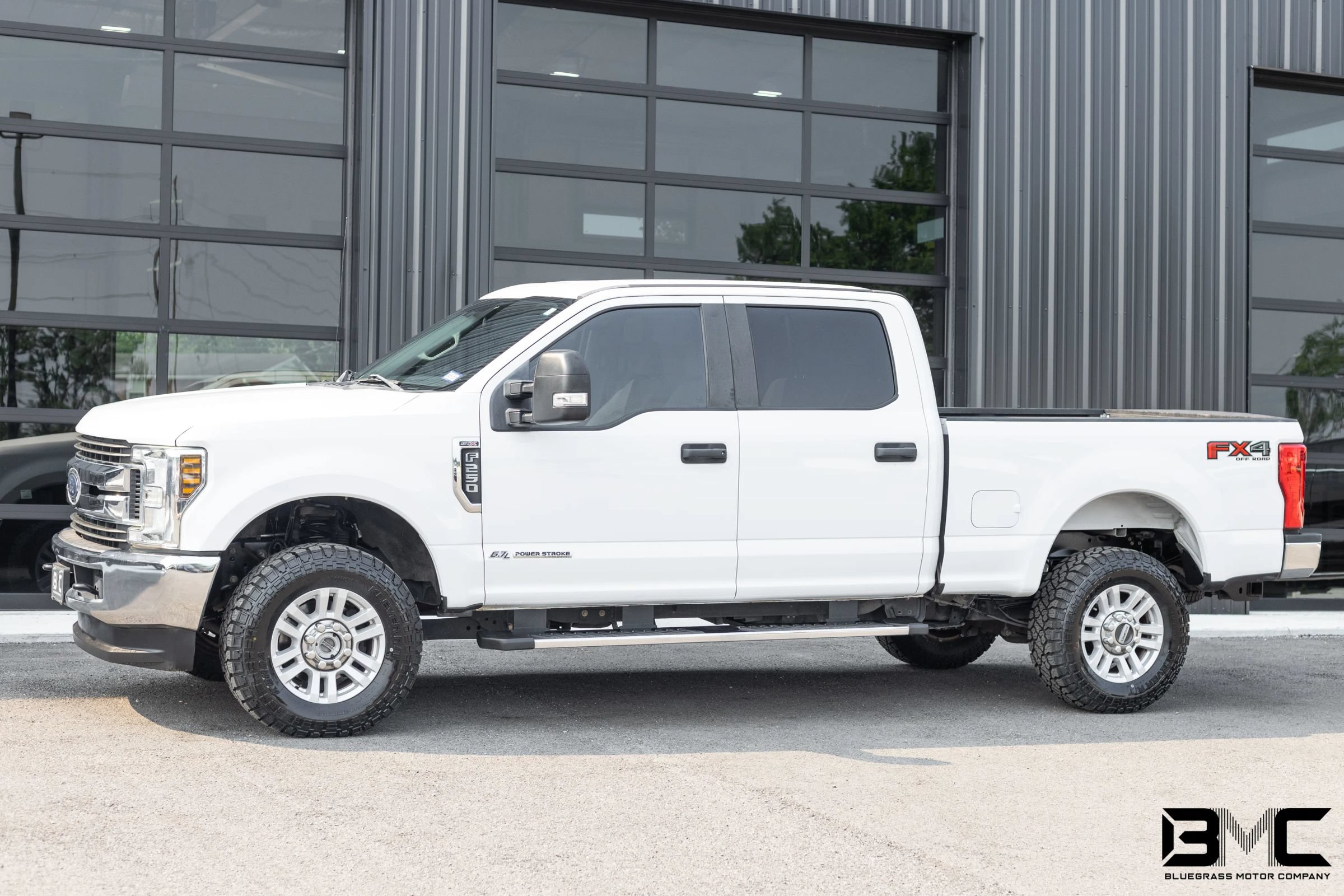 Used 2018 Ford F250 XL w/ STX Appearance Package AWD/4WD image 3